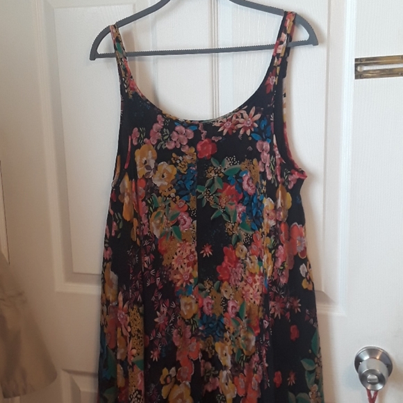 UFT Johnny Was logan dress BNWT Trades only - Picture 10 of 15